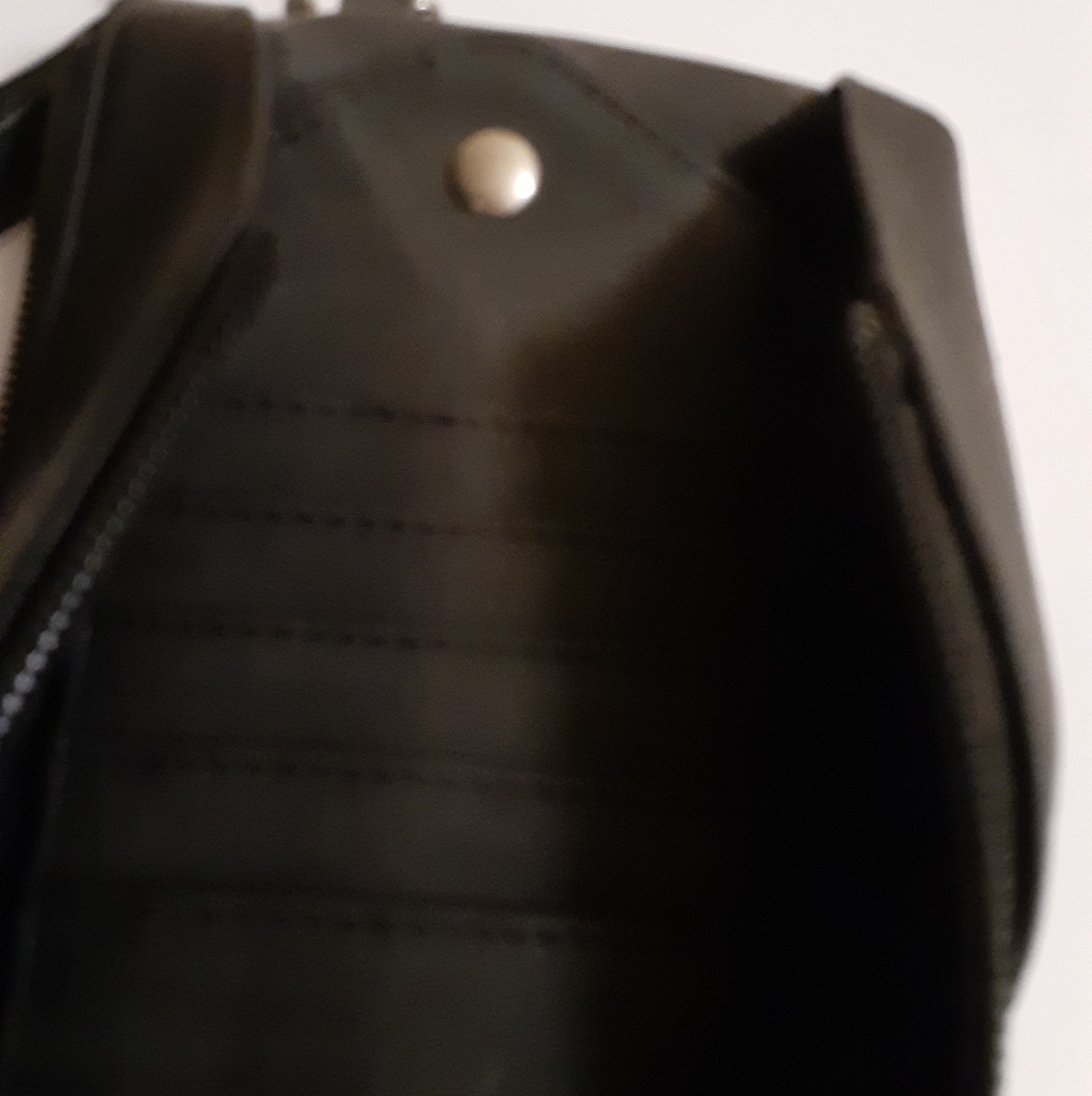 Wallet - Picture 3 of 6